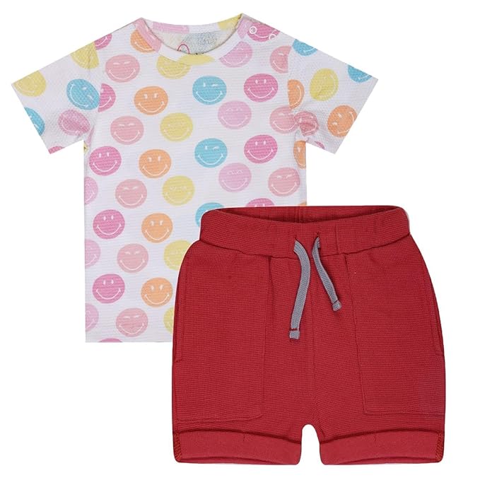 Red cotton t-shirt and shorts set for kids