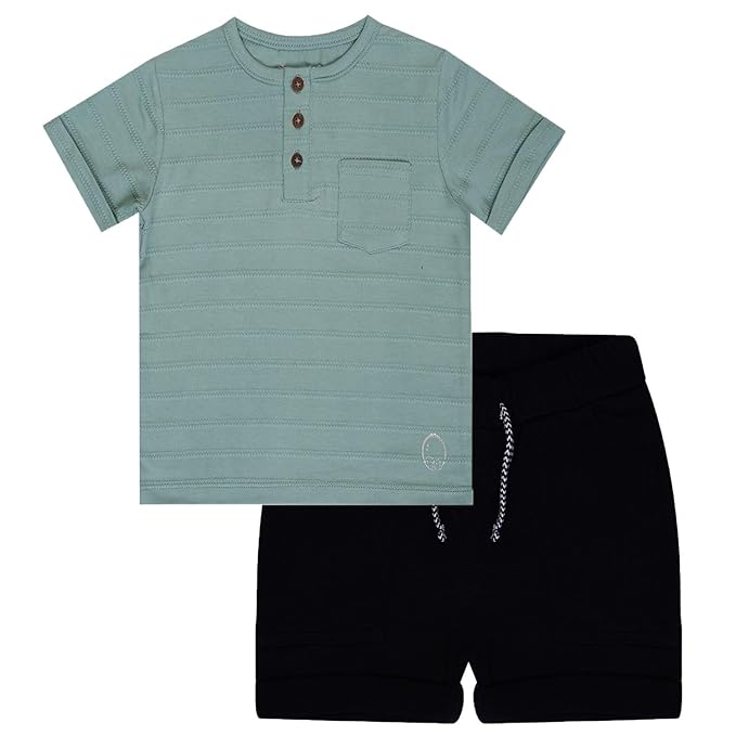 Green cotton t-shirt and shorts set for kids